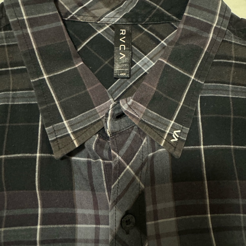 RVCA Button Down - Picture 2 of 2